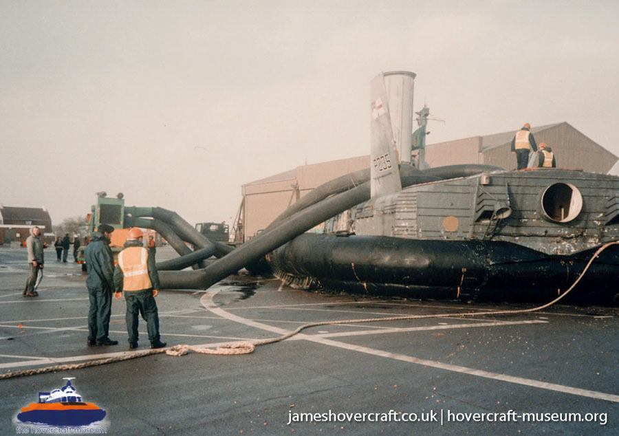 BH7 being moved to The Hovercraft Museum -  (credit: The <a href='http://www.hovercraft-museum.org/' target='_blank'>Hovercraft Museum Trust</a>).